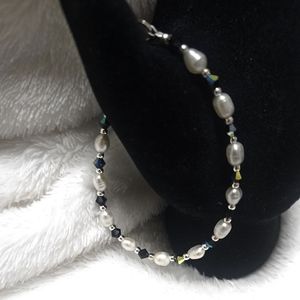 Genuine Boroque Pearl and Preciosa Crystal Bracelet